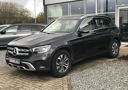 Mercedes-Benz GLC 220 d 4Matic LED Leder Pano Kam Keyless Spur