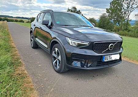 Volvo XC 40 XC40 B3 Plus Dark DCT Plus Dark