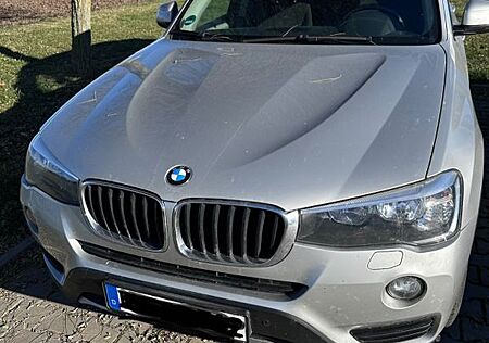 BMW X3 xDrive20d -mit Turbolader Schaden