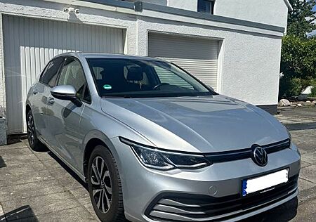 VW Golf Volkswagen 8 *wenig KM!