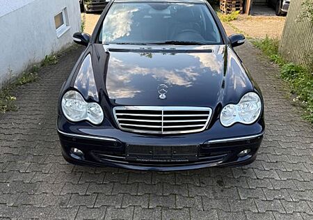 Mercedes-Benz C 200 KOMPRESSOR T AVANTGARDE Avantgarde