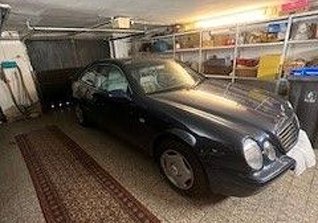 Mercedes-Benz CLK 200 AVANTGARDE Avantgarde