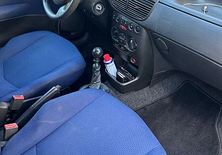 Fiat Punto 1.2 8V -