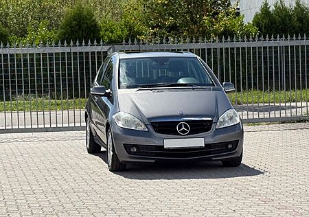Mercedes-Benz A 160 A-Klasse /PANO/NAVI/SHZ/MFL/AHK/