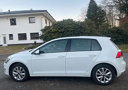 VW Golf Volkswagen VII Lim. Highline 2.0 TDI