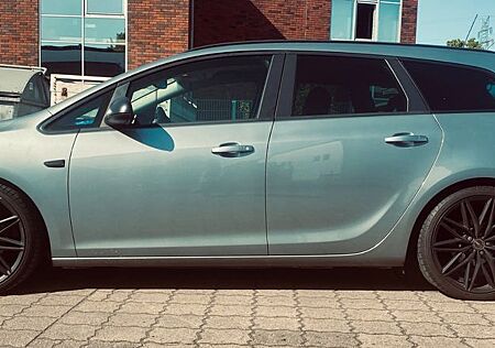 Opel Astra Sports Tourer 1.4 Turbo Sport 103 A Sport