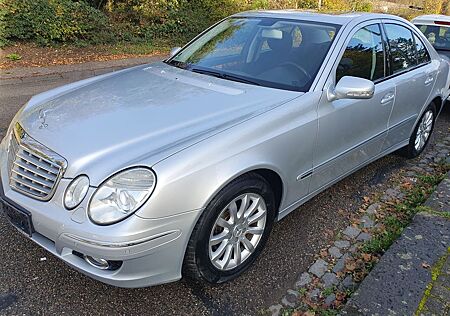 Mercedes-Benz E 230 E Limousine Tüv Neu