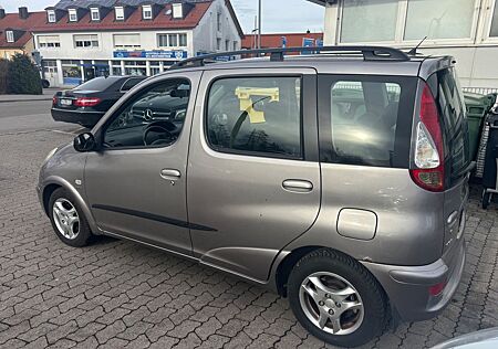 Toyota Yaris Verso 1.5 Sol ** TÜV NEU **