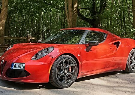 Alfa Romeo 4C Launch Edition