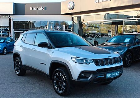 Jeep Compass Trailhawk Plug-In Hybrid 4WD