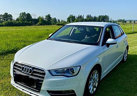 Audi A3 1.4 TFSI Sportback, !!TÜV neu!!