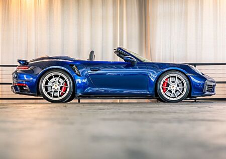 Porsche 992 Turbo Cabriolet Manthey Felgen