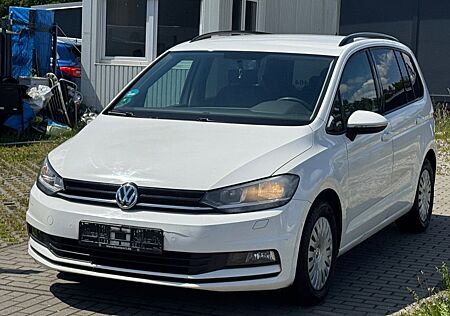 VW Touran Volkswagen 2.0 TDI SCR 110PS Automatik 7 Sitzer Taxi
