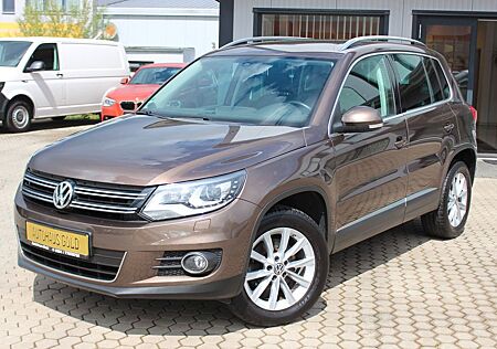 VW Tiguan Volkswagen Sport &Style 4Motion/Panorama/Tüv &AU NEU