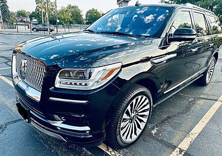 Lincoln Navigator Reserve L