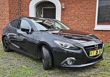 Mazda 3 Lim. 2,2 Sports-Line Bose Xenon Leder HuD Navi