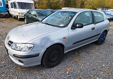 Nissan Almera Comfort Automatik