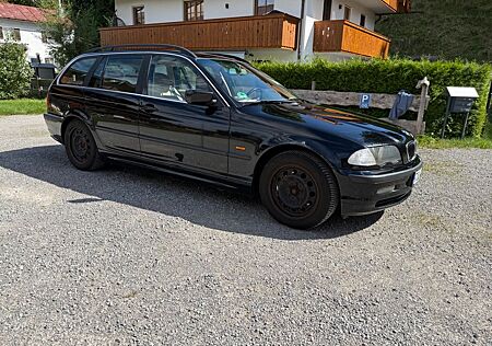 BMW 320i touring -