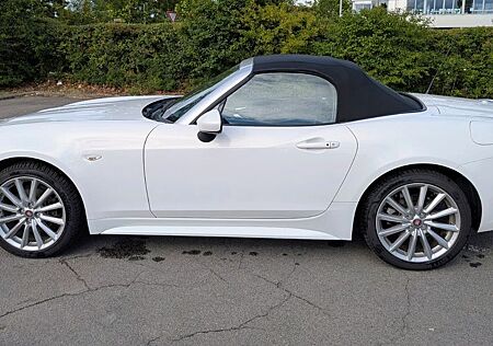 Fiat 124 Spider 1.4 MultiAir Turbo Lusso / Leder