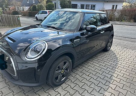 Mini Cooper SE Essential Trim Essential Trim