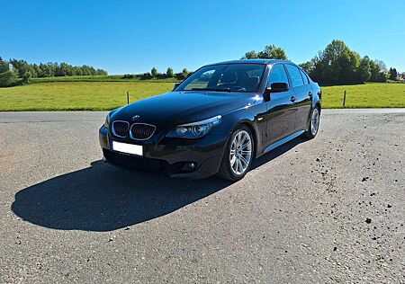 BMW 530d E 60 Top gepflegt viele Extras