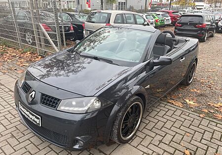 Renault Megane II Coupe / Cabrio Dynamique/ Einzelstück-