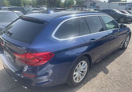 BMW 520d Touring Auto Leder Navi