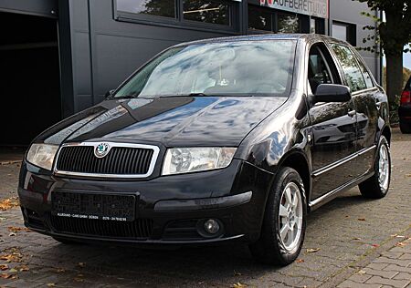 Skoda Fabia Ambiente KLIMA AHK TÜV NEU