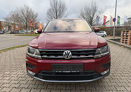 VW Tiguan Volkswagen Comfortline 4Motion/Navi/Automatik