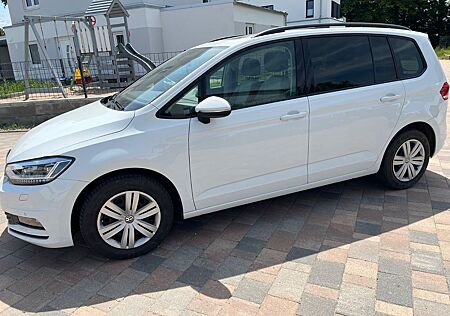 VW Touran Volkswagen 1.4 TSI DSG AHK LED 7-Sitze Comfortline