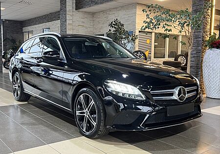 Mercedes-Benz C 300 e Avantgarde*Airmatic*LED*Navi*Distr.+*