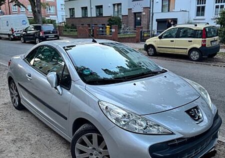 Peugeot 207 CC Sport TÜV 10/26
