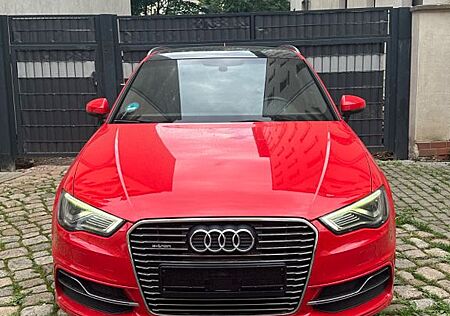 Audi A3 1.4 TFSI e-tron S tronic Ambiente SB Ambiente