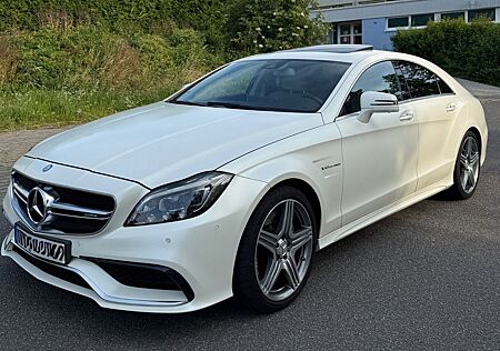 Mercedes-Benz CLS 63 AMG PERFORMANCE