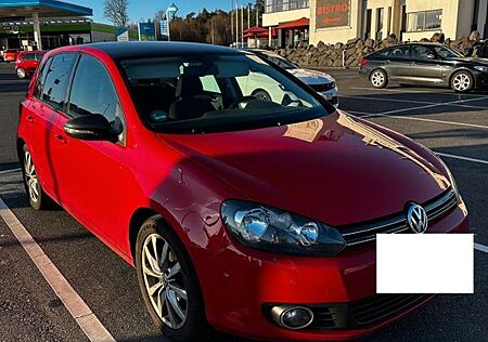 VW Golf Volkswagen CARPLAY - PDC - NEUE ALLWETT - KLIMA - SitzHZ