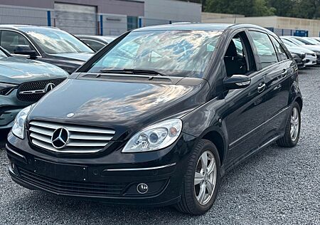 Mercedes-Benz B 170 2HAND PDC 8 FACH