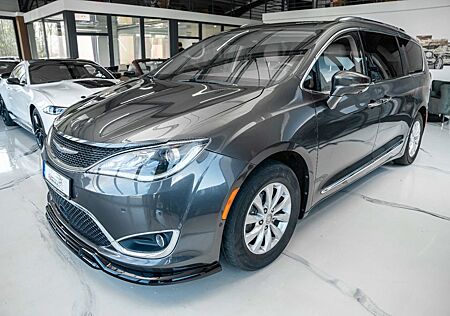 Chrysler Pacifica 3,6 TOURING L PLUS 6 SITZE LEDER ACC