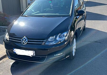 VW Sharan Volkswagen 2.0 TDI DSG 130kW BMotion Tech Highli...
