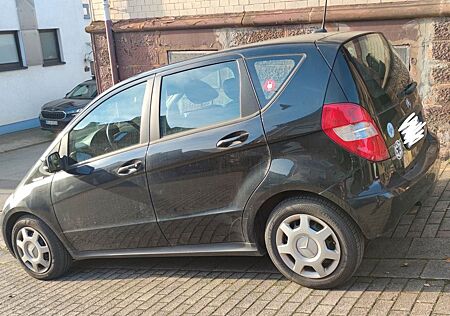 Mercedes-Benz A 180 BlueEFFICIENCY -