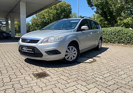 Ford Focus Turnier Style TÜV NEU Anhängerkupplung