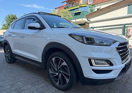 Hyundai Tucson Premium Mild-Hybrid 2WD Pano LED 360° Kam