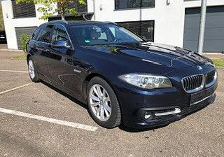 BMW 520 d Baureihe 5 Touring - 6 Gang Leder - AHK VB