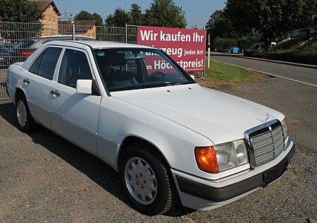Mercedes-Benz 200