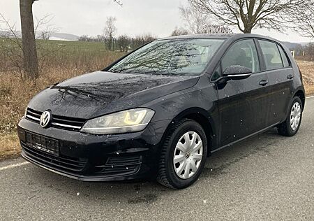 VW Golf Volkswagen 1.2 TSI 63 kW Trendline Trendline