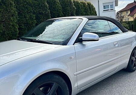 Audi Cabriolet A4 Cabrio TÜV NEU BIS 05/27 wird bald abgemeldet