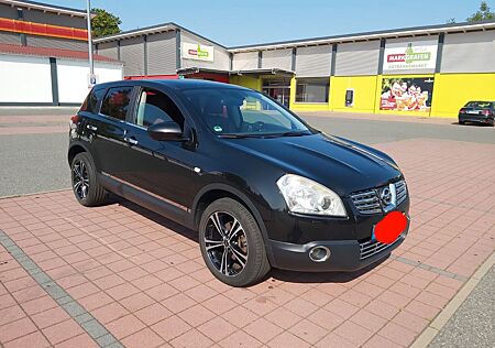 Nissan Qashqai 2.0 dCi DPF ALL-MODE 4x4 Tekna Autom...