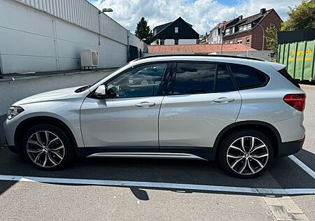 BMW X1 sDrive18d Sport Line Steptronic Sport Line