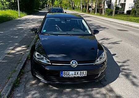 VW Golf Volkswagen 1.2 TSI BMT Comfortline