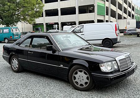 Mercedes-Benz E 320 Coupe *H KEHNZEICHEN* SAMLERSTÜCK*