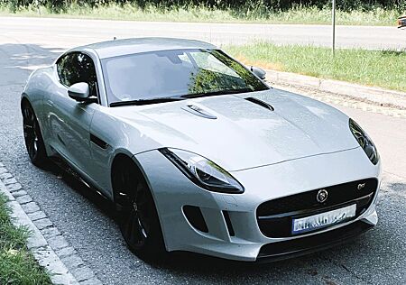 Jaguar F-Type 3.0 L P380 V6 Kompressor Automatik -